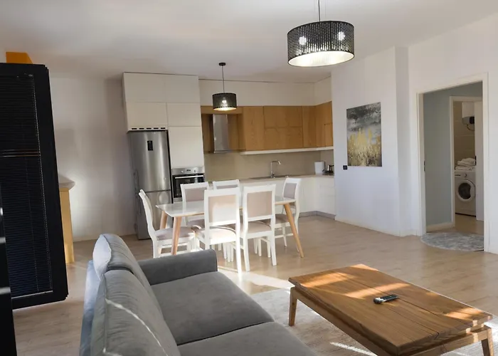 Albania Haven Center Of Апартаменты Тирана